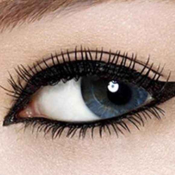 bella’pierre Liquid Eyeliner *Jet Black* - Picture 2 of 6